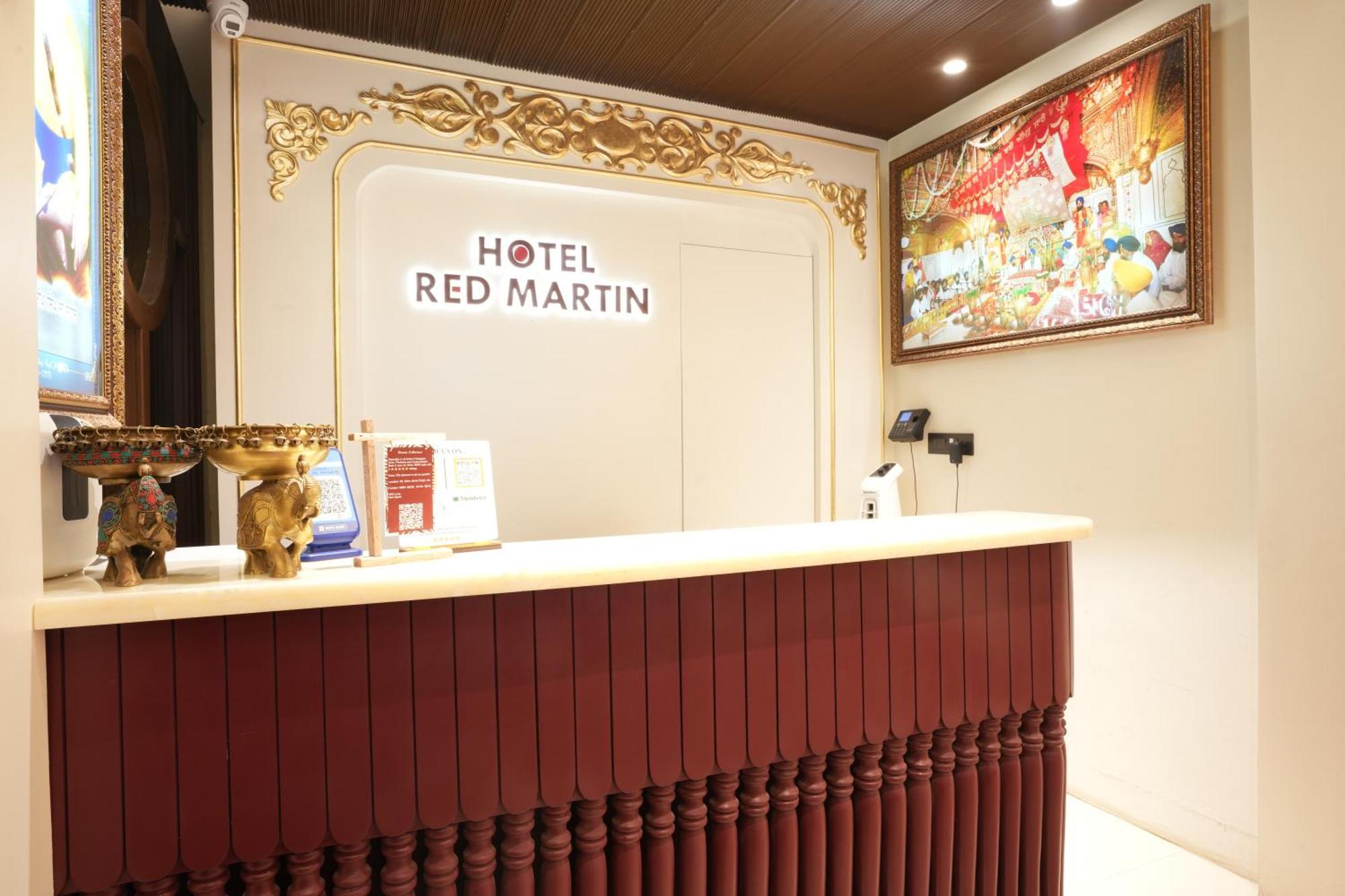 Stamps Red Martin By Eight Continents - 70 Steps From Golden Temple Hotel อัมริตสา ภายนอก รูปภาพ